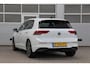 Volkswagen Golf 1.0 TSI 110pk Life | Navigatie | Parkeersensoren | 17" Velgen