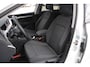 Volkswagen Golf 1.0 TSI 110pk Life | Navigatie | Parkeersensoren | 17" Velgen