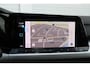 Volkswagen Golf 1.0 TSI 110pk Life | Navigatie | Parkeersensoren | 17" Velgen