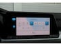 Volkswagen Golf 1.0 TSI 110pk Life | Navigatie | Parkeersensoren | 17" Velgen