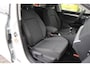 Volkswagen Golf 1.0 TSI 110pk Life | Navigatie | Parkeersensoren | 17" Velgen