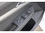 Volkswagen Golf 1.0 TSI 110pk Life | Navigatie | Parkeersensoren | 17" Velgen