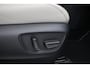 Toyota RAV4 2.5 Hybrid AWD Executive | Leder | Dodehoek detectie | JBL | Navigatie | 360 camera | Stoel-/stuurverwarming | Verwarmbare voorruit | Stoelventilatie | Digitale binnenspiegel | Apple Carplay / Android Auto | 19 inch