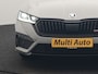 Skoda Octavia Combi 1.4 TSI iV RS PHEV 245pk Dealer O.H. | Panodak | Adaptive Cruise | Camera | Sportstoelen Verwarmd | Sfeerverlichting | Apple Carplay | Crystal LED | Keyless | Navigatie | DAB | Virtual Cockpit | 19"L.M | Plug In Hybrid |
