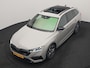 Skoda Octavia Combi 1.4 TSI iV RS PHEV 245pk Dealer O.H. | Panodak | Adaptive Cruise | Camera | Sportstoelen Verwarmd | Sfeerverlichting | Apple Carplay | Crystal LED | Keyless | Navigatie | DAB | Virtual Cockpit | 19"L.M | Plug In Hybrid |