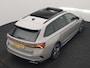 Skoda Octavia Combi 1.4 TSI iV RS PHEV 245pk Dealer O.H. | Panodak | Adaptive Cruise | Camera | Sportstoelen Verwarmd | Sfeerverlichting | Apple Carplay | Crystal LED | Keyless | Navigatie | DAB | Virtual Cockpit | 19"L.M | Plug In Hybrid |