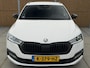 Skoda Octavia Combi 1.0 e-TSI Sport Business Trekhaak | LED verlichting | Sfeerverlichting | Climate control | Cruise control | Navigatiesysteem | Apple CarPlay/Android Auto Full-link | Parkeersensoren achter