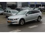 Volkswagen Passat Variant 1.4 TSI ACT Highline / NIEUW MODEL / TOP AUTO ! ! !