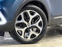 Renault Captur 0.9 TCe Intens | Navigatie/Android/Apple Carplay | LM Velgen 17" | Panoramadak | Voorstoelen Verwarmd | Lederen Bekleding | Airco |