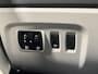 Renault Captur 0.9 TCe Intens | Navigatie/Android/Apple Carplay | LM Velgen 17" | Panoramadak | Voorstoelen Verwarmd | Lederen Bekleding | Airco |