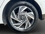 Hyundai i20 1.0 T-GDI 100pk Comfort | Airco | Camera | Carplay | Cruise control | Dodehoek detectie | Navigatie | Parkeersensoren | Digitaal cockpit | Lichtmetalen velgen
