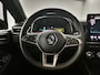 Renault Clio 1.6 E-Tech Full Hybrid 145 Techno | Navigatie 9,3" | Draadloze telefoonlader | Stoel- en stuurverwarming | All season banden