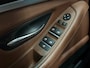 BMW 5-Serie Touring 528xi Upgrade Edition 2012 NAP LED LEDER TREKHAAK
