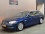 BMW 5-Serie Touring 528xi Upgrade Edition 2012 NAP LED LEDER TREKHAAK