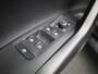 Volkswagen Polo 1.0 TSI Life Business 95 PK| Origineel Nederlands | 1e Eigenaar | Navigatie | Stoelverwarming | Climatronic | Parkeersensoren Voor & Achter | Digitale Cockpit Pro | 16 Inch Velgen | Privacy Glass