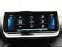 Peugeot e-2008 GT 50kWh | SoH 90,9% | Camera | LEER/Alcantara | Stoelverwarming | LED lampen | 18"LMV | Navigatie