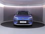 Volkswagen T-Roc Life First Edition 1.5 eTSI 85 kW / 116 PK SUV 7 v | Private lease vanaf €656 | DSG | Camera| 18'LM-velgen| verwarmd stuur en stoelen
