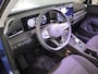 Volkswagen T-Roc Life First Edition 1.5 eTSI 85 kW / 116 PK SUV 7 v | Private lease vanaf €656 | DSG | Camera| 18'LM-velgen| verwarmd stuur en stoelen