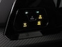 Volkswagen Golf 1.5 eTSI R-Line | Trekhaak | Stoelverwarming | Camera | Sportstoelen | Carplay | Navigatie | Sfeerverlichting | Climate control | Parkeerhulp | Adaptive cruise | File Assistent