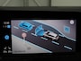 Volkswagen Golf 1.5 eTSI R-Line | Trekhaak | Stoelverwarming | Camera | Sportstoelen | Carplay | Navigatie | Sfeerverlichting | Climate control | Parkeerhulp | Adaptive cruise | File Assistent
