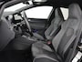 Volkswagen Golf 1.5 eTSI R-Line | Trekhaak | Stoelverwarming | Camera | Sportstoelen | Carplay | Navigatie | Sfeerverlichting | Climate control | Parkeerhulp | Adaptive cruise | File Assistent