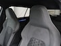 Volkswagen Golf 1.5 eTSI R-Line | Trekhaak | Stoelverwarming | Camera | Sportstoelen | Carplay | Navigatie | Sfeerverlichting | Climate control | Parkeerhulp | Adaptive cruise | File Assistent