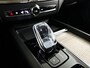 Volvo XC60 T6 Plug-in hybrid AWD Ultra Dark | SOH 100% | Panoramadak | 360° camera | Bowers & Wilkins | Luchtvering | Head-up display | Stoelventilatie | Trekhaak