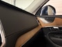 Volvo XC90 T8 AWD Recharge Inscription Long Range | Trekhaak | 360° Camera | Harman Kardon | 455pk | Adaptieve Cruise Control | Stoel en Stuurwielverwarming | Full LED Meesturende koplampen | Pilot Assist | BLIS Dode Hoek Detectie | Elektrische voorstoelen geheugen | Lederen bekleding | Zitting verlenging voorstoelen | Lederen dashboard | 20 Inch | Keyless Drive | Parkeersensoren voor+achter | Privacy Glass | Elektrisch bedienbare achterklep | 7-Persoons | 4-Zone Climate Control | Geïntegreerde zongordijnen achterportieren | Verlichte instaplijsten | Draadloos telefoon opladen | Alarm Klasse III | DAB Radio | Apple Carplay/Android Auto | Volvo On Call met mobiele App functie | Denim Blue Metallic |