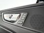 Volvo XC60 T6 Plug-in hybrid AWD Plus Dark | Panoramadak | 360° camera | Stoel- en Stuurverwarmig | Trekhaak