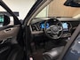Volvo XC90 T8 AWD Recharge Ultra Dark | Vol! | Bowers & Wilkins | Luchtvering | Stoelventilatie | Trekhaak | 360 Camera | Head-Up Display | Stoelmassage | 455pk | Adaptieve Cruise Control | Stoelverwarming voor+achter | Stuurwielverwarming | Schuifdak | 22 Inch | Full LED  Meesturende koplampen | Pilot Assist | BLIS Dode Hoek Detectie | Alcantara hemelbekleding | Lederen handgrepen en zonnekleppen | Elektrische voorstoelen geheugen | Nappa Lederen bekleding | Zitting verlenging voorstoelen | Lederen Dashboard | Google Infotainment | Keyless Drive | Parkeersensoren voor+achter | Privacy Glass | Elektrisch bedienbare achterklep | Geïntegreerde zongordijnen achterportieren | Geïntegreerd kinderzitje achterin | Verlichte instaplijsten | 7-Persoons | 4-Zone Climate Control | DAB Radio | Apple Carplay/Android Auto | Alarm Klasse III | Draadloos telefoon opladen | Volvo On Call met mobiele App functie | Denim Blue Metallic |