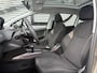Peugeot 2008 1.2 PureTech Active 1e Eigenaar|Navi|Pano|Trekhaak|Airco|Cruise|PDC|D-riem vv in 2024|N.A.P|Nieuwe APK bij Aflevering