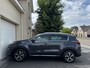 Kia Sportage 1.6 T-GDI 177pk Aut Panoramadak Navi Leder ACC Camera Keyless Stuur en StoelVerwaming Trekhaak 18" Pdc