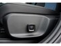 Volvo EX30 Cross Country P5 Long Range Plus Europa 69 kWh Driver Support | Warmtepomp | Dual Zone Electronic Climate Control | Verwarmbare voorstoelen | Verwarmbaar stuurwiel | Elektrisch verstelbare voorstoelen | Pilot Assist | Digital Key Plus | Adaptieve Cruise Control | Premium Audio by Harman Kardon | Google Maps | Google Assistant | Keyless entry | Blis | Camera achter | Elektrisch bedienbare achterklep | Draadloos telefoon opladen |