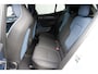Volvo EX30 Cross Country P5 Long Range Plus Europa 69 kWh Driver Support | Warmtepomp | Dual Zone Electronic Climate Control | Verwarmbare voorstoelen | Verwarmbaar stuurwiel | Elektrisch verstelbare voorstoelen | Pilot Assist | Digital Key Plus | Adaptieve Cruise Control | Premium Audio by Harman Kardon | Google Maps | Google Assistant | Keyless entry | Blis | Camera achter | Elektrisch bedienbare achterklep | Draadloos telefoon opladen |
