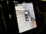 Volvo XC60 T8 AWD Recharge Ultra Bright | Luchtvering | Trekhaak | 360° Camera | 455pk | Head-Up Display | Adaptieve Cruise Control | Stoelverwarming voor+achter | Stuurwielverwarming | Schuifdak | Full LED Meesturende koplampen | Pilot Assist | BLIS Dode Hoek Detectie | Elektrische voorstoelen geheugen | Lederen bekleding | Zitting verlenging voorstoelen | Lederen dashboard | 20 Inch | Google Infotainment | Keyless Drive | Elektrisch bedienbare achterklep | DAB Radio | Apple Carplay/Android Auto | Alarm Klasse III | Draadloos telefoon opladen | Volvo On Call met mobiele App functie | Platinum Grey Metallic |