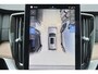 Volvo XC90 T8 Recharge AWD Ultra Dark - Panorama/schuifdak - IntelliSafe Assist & Surround - 360º Camera - Harman/Kardon audio - Adaptieve LED koplampen - Verwarmde voorstoelen, stuur & achterbank - Parkeersensoren voor & achter - Elektr. bedienb. voorstoelen met geheugen - Head up display - Draadloze tel. lader - Extra getint glas - 21' LMV