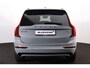 Volvo XC90 T8 Recharge AWD Ultra Dark - Panorama/schuifdak - IntelliSafe Assist & Surround - 360º Camera - Harman/Kardon audio - Adaptieve LED koplampen - Verwarmde voorstoelen, stuur & achterbank - Parkeersensoren voor & achter - Elektr. bedienb. voorstoelen met geheugen - Head up display - Draadloze tel. lader - Extra getint glas - 21' LMV