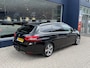 Peugeot 308 SW 1.2 Turbo 130 PK Automaat GT-line | Achteruitrijcamera | 17 inch LM-Velgen | Full-led Koplampen | Trekhaak | Panoramadak | Dodehoek bewaking | Denon HIFI Audio installatie | Volautomaat |