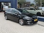 Peugeot 308 SW 1.2 Turbo 130 PK Automaat GT-line | Achteruitrijcamera | 17 inch LM-Velgen | Full-led Koplampen | Trekhaak | Panoramadak | Dodehoek bewaking | Denon HIFI Audio installatie | Volautomaat |
