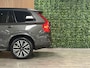 Volvo XC90 T8 AWD Recharge Ultra Ultimate Dark | Trekhaak | All Season Banden | 360 Camera | Head-Up Display | Harman Kardon | 455pk | Adaptieve Cruise Control | Stoelverwarming voor+achter | Stuurwielverwarming | Schuifdak | Full LED Meesturende koplampen | Pilot Assist | BLIS Dode Hoek Detectie | Alcantara hemelbekleding | Lederen zonnekleppen en handgrepen | Elektrische voorstoelen geheugen | Lederen bekleding | Zitting verlenging voorstoelen | Lederen dashboard | 20 Inch | Google Infotainment | Keyless Drive | Privacy Glass | Elektrisch bedienbare achterklep | Geïntegreerd kinderzitje achterin | Geïntegreerde zongordijnen achterportieren | Verlichte instaplijsten | 7-Persoons | 4-Zone Climate Control | DAB Radio | Apple Carplay/Android Auto | Alarm Klasse III | Draadloos telefoon opladen | Volvo On Call met mobiele App functie | Platinum Grey Metallic |