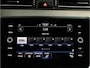 Volkswagen Passat Variant R-Line 1.5 TSI 150 PK DSG | LED Plus | Navigatie | Trekhaak | Adaptieve Cruise Control | Achteruitrijcamera |