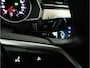 Volkswagen Passat Variant R-Line 1.5 TSI 150 PK DSG | LED Plus | Navigatie | Trekhaak | Adaptieve Cruise Control | Achteruitrijcamera |