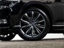 Volkswagen Passat Variant R-Line 1.5 TSI 150 PK DSG | LED Plus | Navigatie | Trekhaak | Adaptieve Cruise Control | Achteruitrijcamera |