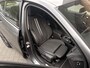 BMW 1-Serie 118i Executive Edition Navi / Carplay / Lm Velgen / Sportstoelen