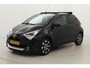 Toyota Aygo 1.0 VVT-i x-joy cabrio | Elektrisch vouwdak | Fietsensteun | Navigatie | Clima | Camera | 15 inch | Bluetooth | Privacy glas