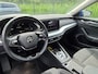 Skoda Octavia Combi 1.4 TSI iV PHEV Business Edition Plus 204 PK DSG/AUTO | Glazen panorama-dak | Trekhaak uitklapbaar | Apple carplay Android auto | Stoel/stuurverwarming | Keyless entry/start | Dodehoek detectie | Navigatie | DAB | LED | 17"LMV