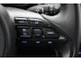 Toyota Yaris 1.5 Hybrid 115 Dynamic | Apple Carplay / Android Auto | Dodehoek detectie | Parkeersensoren voor/achter | Stoelverwarming | Adaptive Cruise | Clima | Keyless | Camera | 16 inch