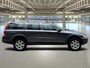 Volvo XC70 2.5 T Momentum dealer onderhouden, leder interieurs, carkit..