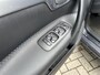 Volvo XC70 2.5 T Momentum dealer onderhouden, leder interieurs, carkit..