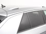 Volkswagen T-Roc 1.5 TSI 150pk Automaat R-Line Digitale Cockpit Climate Control Camera Navigatie Apple Carplay/Android Auto Lichtmetalen Velgen Parkeer sensoren Dab Led Adaptive Cruise Control